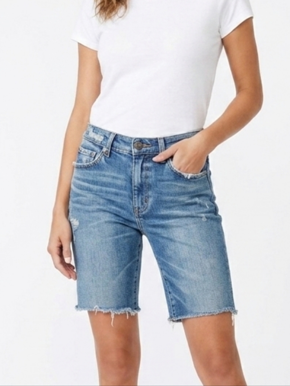 Edwin Zoe women's slim leg short distressed jean shorts In Vintage Blue size 26